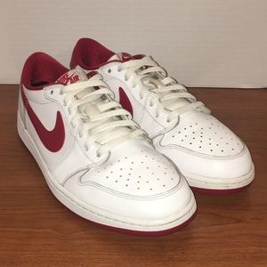 Air Jordan 1 Low ‘University Red’